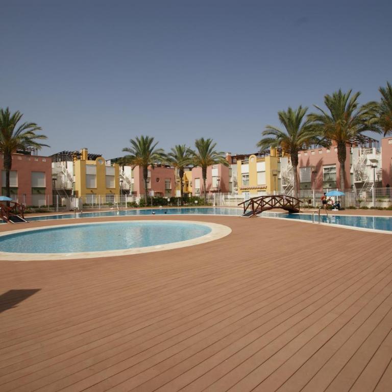 Apartamento en Vera a 300 m de la playa, con patio y salida directa a calle - Apartamento de 1 dormitorio - 23