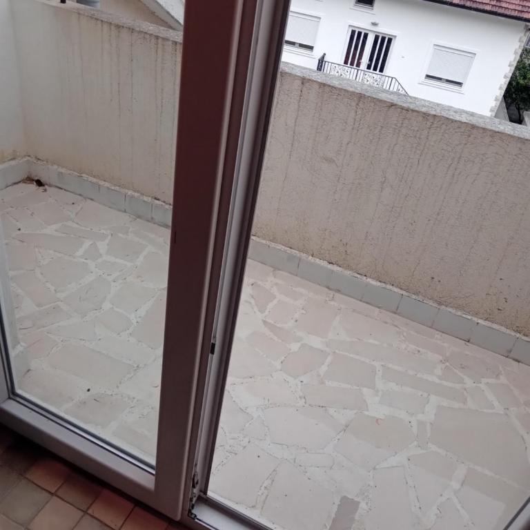 Budva stan Natasa - Two-Bedroom Apartment - 55