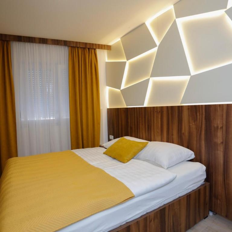 Hotel - Villa Lejla - Deluxe Double or Twin Room - 1