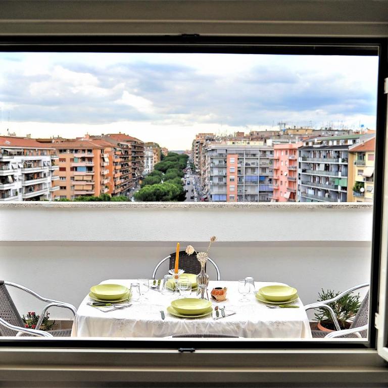 Attico luminoso terrazza Metro A Aria Cond WiFi - Appartamento Standard - 9