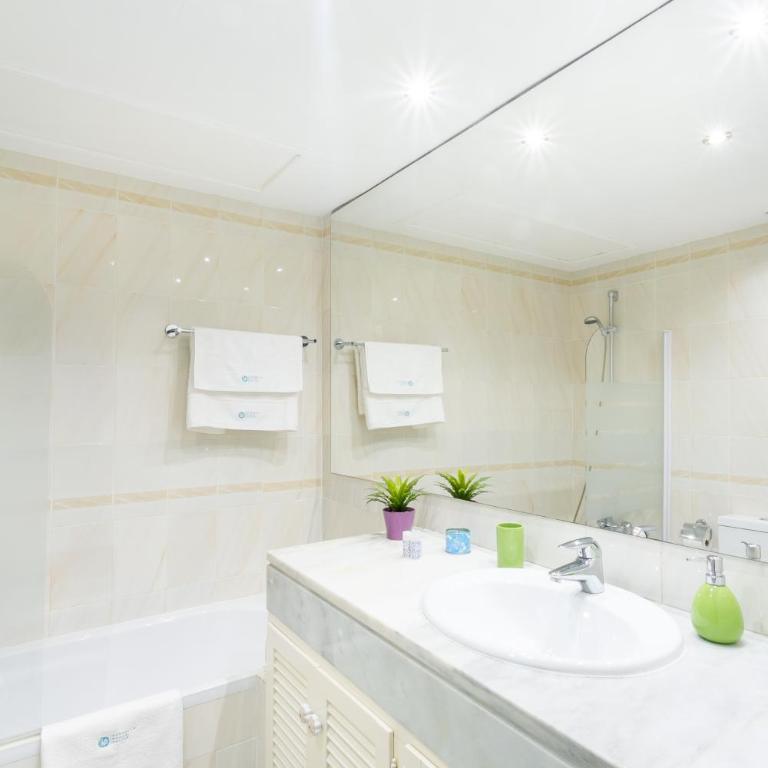 Marbella "Golden Beach Marbella Suite" by Acomodation - Apartamento con terraza - 19