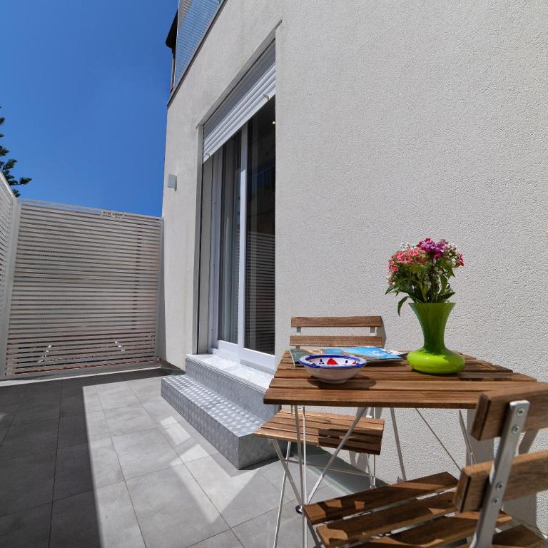 Lo Scoglio della Formica B&B - Camera Matrimoniale con Balcone - 10