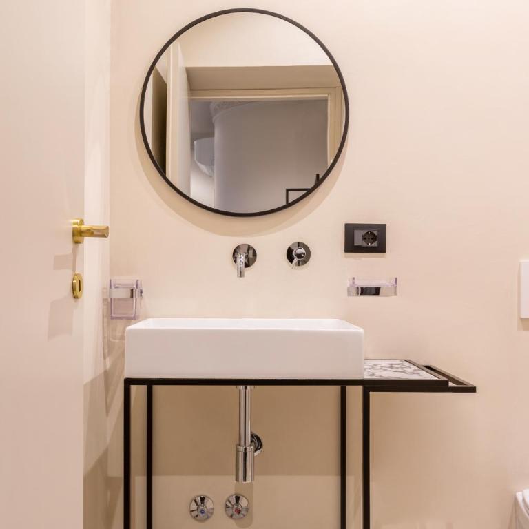 The Couper Colonna - Deluxe Double Room - 41
