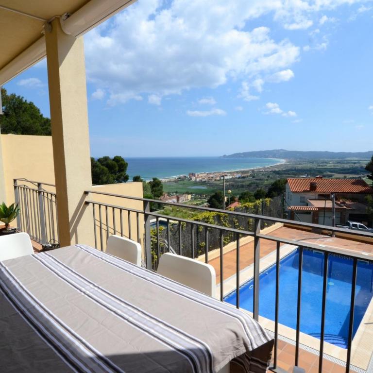 Montseny 3 - Piscina Privada - Three-Bedroom House - 5