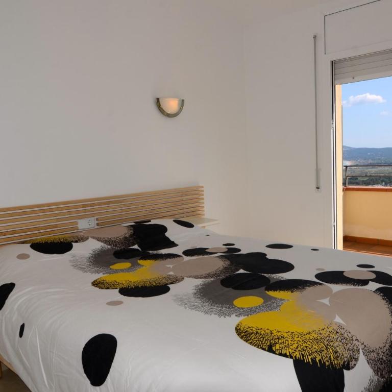 Montseny 3 - Piscina Privada - Three-Bedroom House - 27