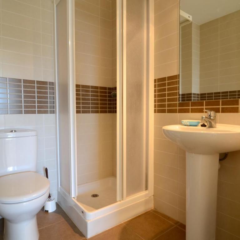 Montseny 3 - Piscina Privada - Three-Bedroom House - 31