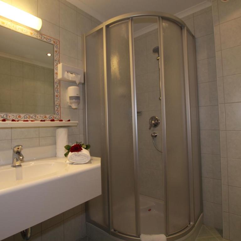 Gast- und Ferienhof Christler - Doppelzimmer mit Balkon - 4
