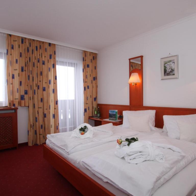 Gast- und Ferienhof Christler - Doppelzimmer mit Balkon - 9