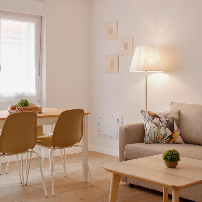Alojamiento Centro-El Carmen VUT - Apartamento de 1 dormitorio - 13