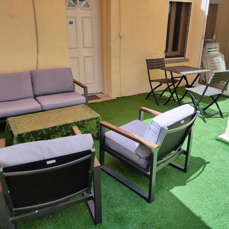 MAISON CLIMATISEE ,2 CHAMBRES, PARKING compris - Haus mit 2 Schlafzimmern - 6