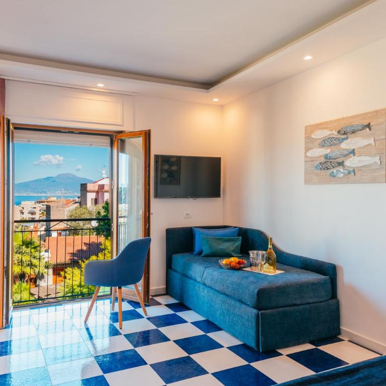 Maison Serena Sorrento - Deluxe Family Room - 12