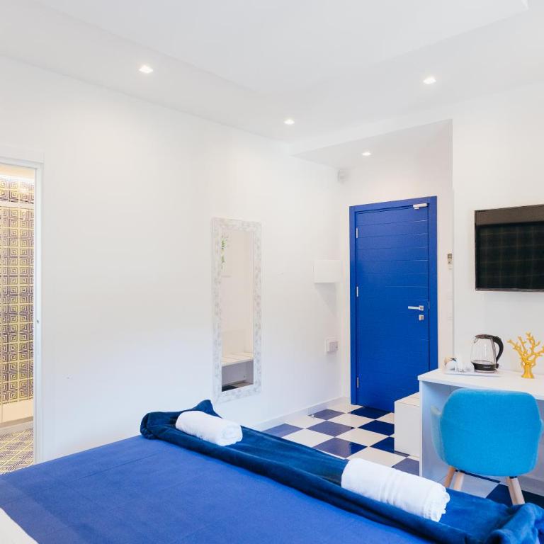 Maison Serena Sorrento - Double Room - 12