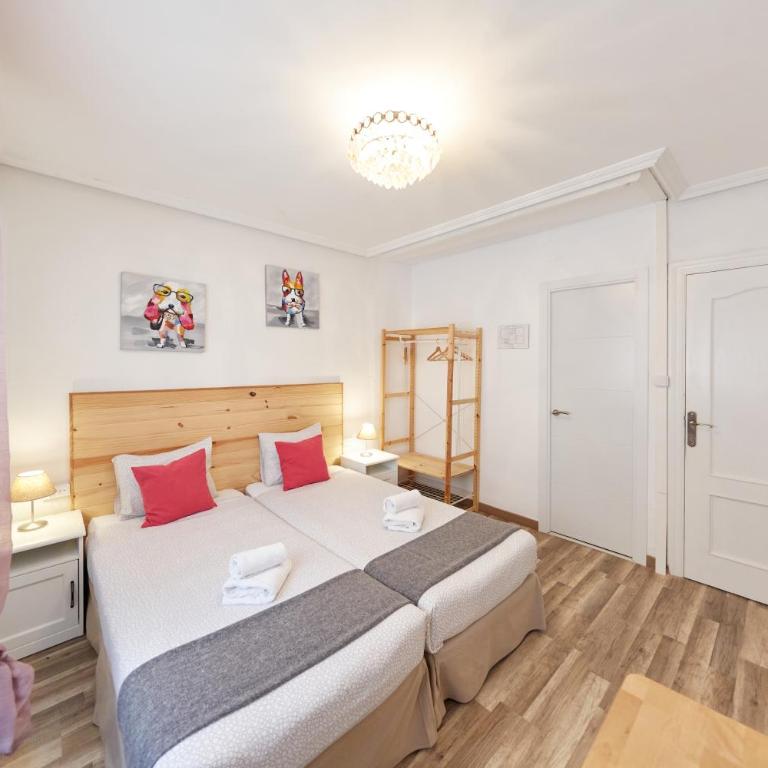 Casa SaMARa - Double or Twin Room with Private Bathroom - 4