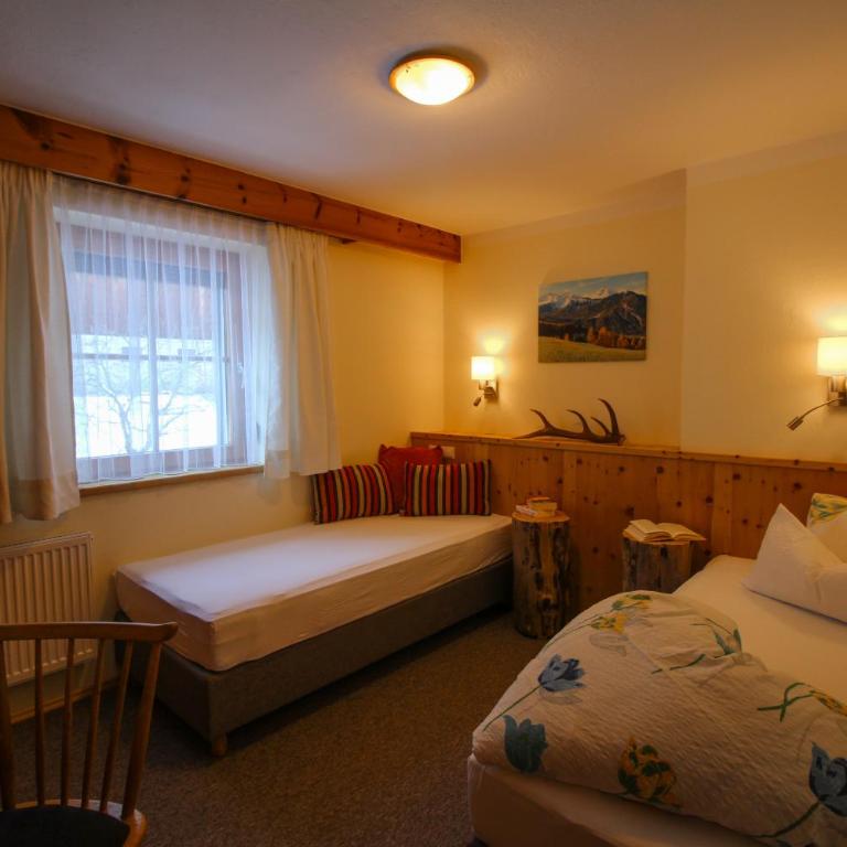Alpengasthof Köfels - Familienzimmer - 1