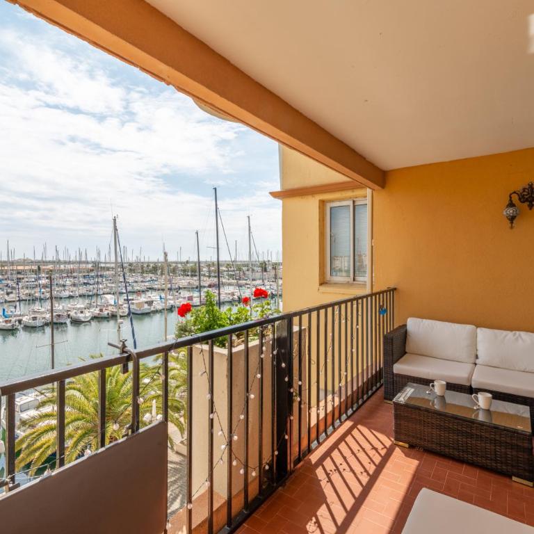 Appartement et Studio Le Méditerranée Port Soleil - Studio with Sea View - 5