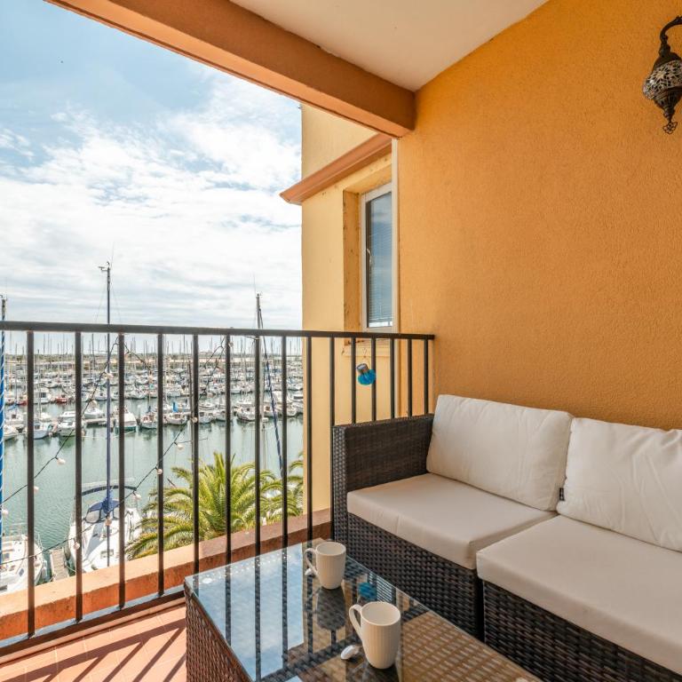 Appartement et Studio Le Méditerranée Port Soleil - Studio with Sea View - 4
