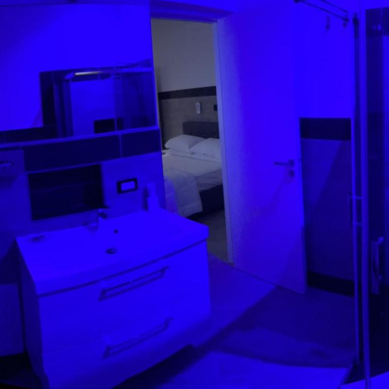 LA CASA DELLE FATE-Area Marina Protetta - Camera Deluxe (2 Adulti + 1 Bambino) - 10