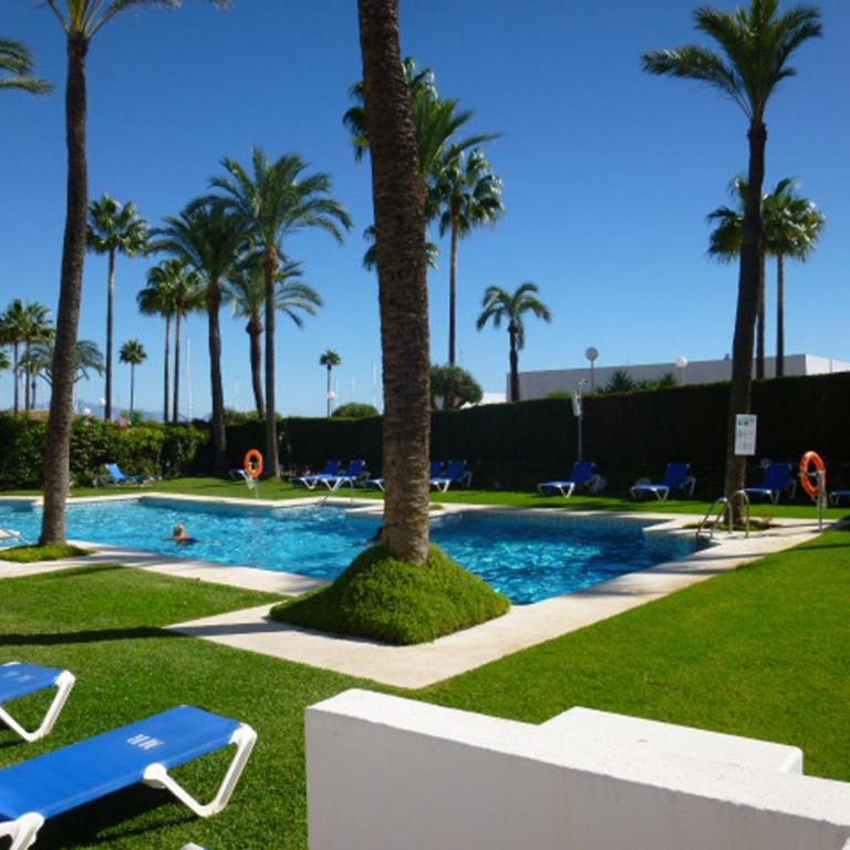 2105-Apt 2 bedrooms, on the beach, port view, pool - Apartamento con vistas - 14