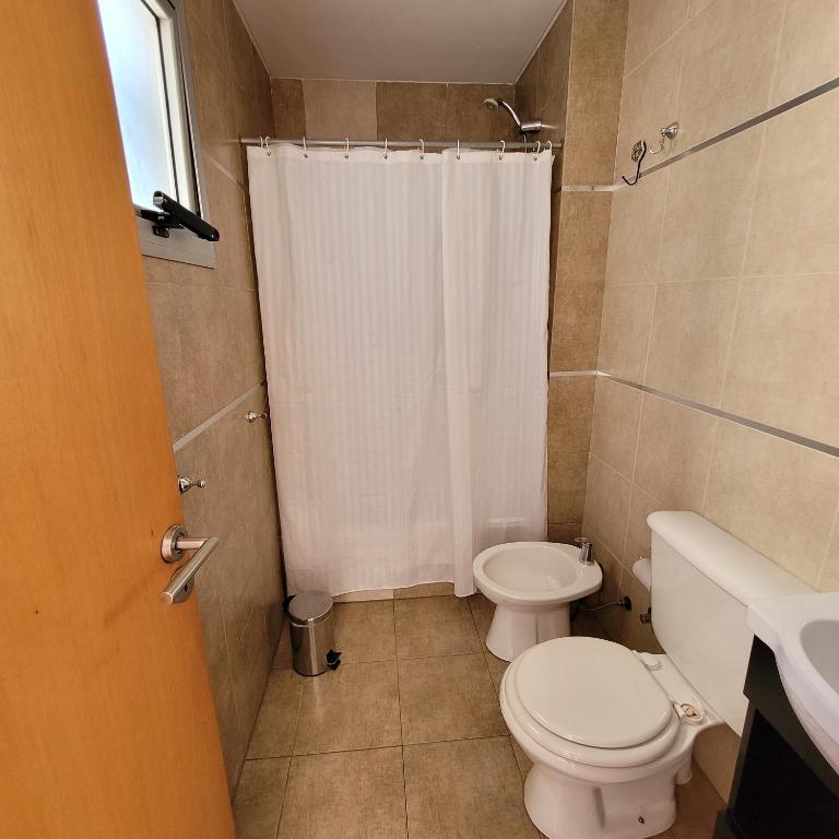 Luminoso Monoambiente Zona Universitaria 5to piso - Apartamento - 15