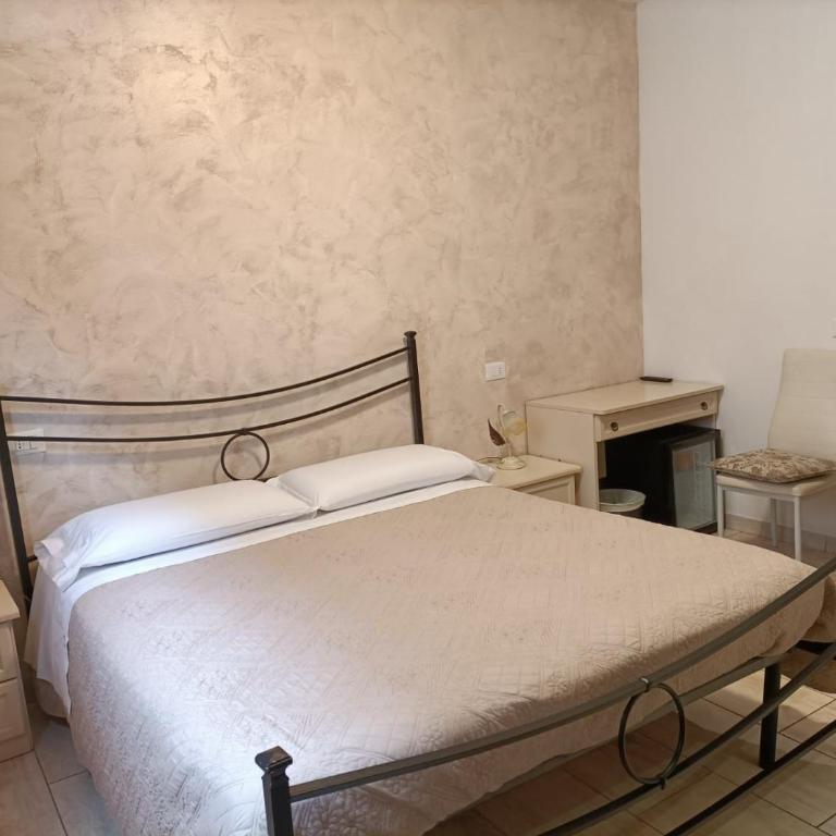 Affittacamere V Torre V Nigrisoli a Porta San Vitale - Double Room with Private Bathroom - 10