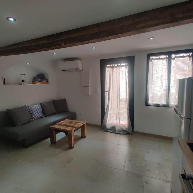 Logement neuf centre du village aux pieds du château - Appartamento con 1 Camera da Letto - 10