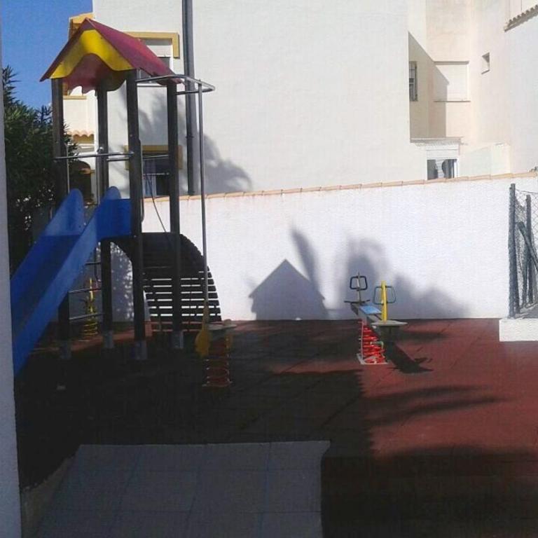 Precioso bungalow en gran alacant - Three-Bedroom House - 7