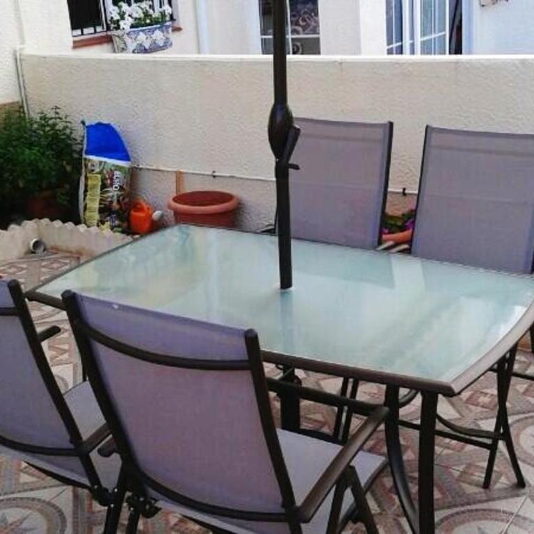 Precioso bungalow en gran alacant - Three-Bedroom House - 9