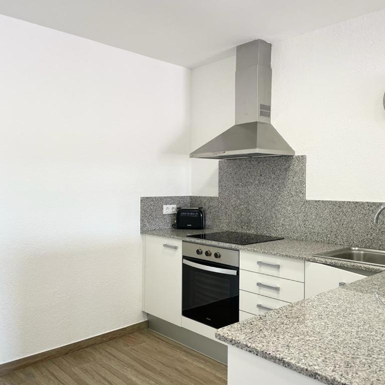 Apartamento familiar en Canyelles - Two-Bedroom Apartment - 18