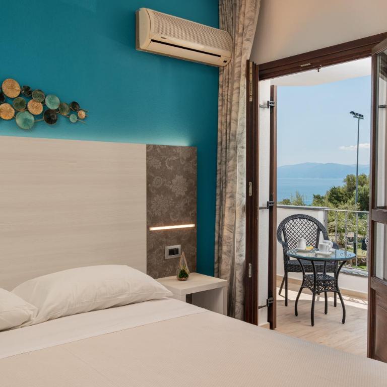 I Ginepri Hotel - Camera Matrimoniale Deluxe con Balcone e Vista Mare - 10
