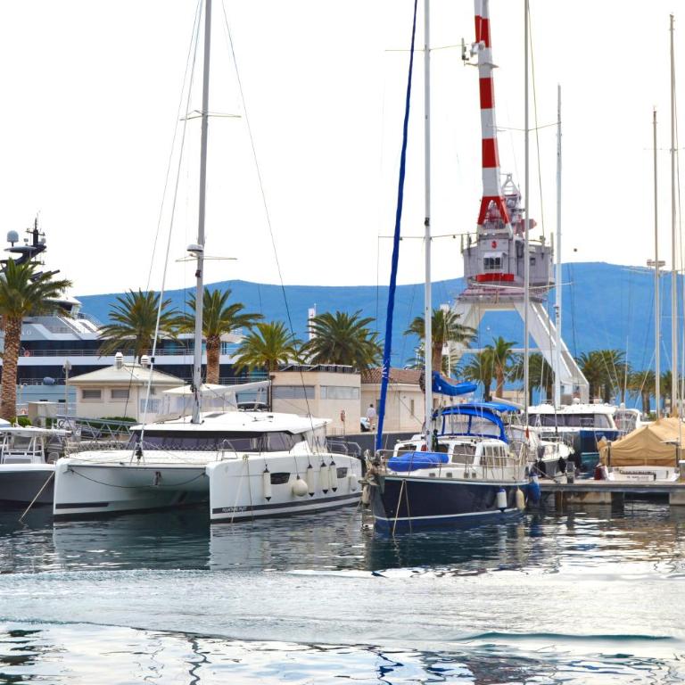 Tivat Apartments - Deluks Dvokrevetna Soba sa Bračnim Krevetom - 57