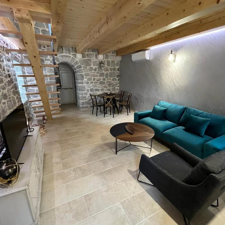 Casa Vecchia - One-Bedroom House - 7