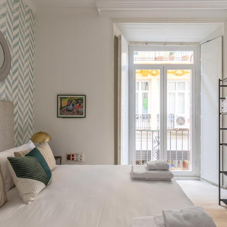 Thyssen Boutique Apartments by Caleta Homes - Apartamento con balcón - 9