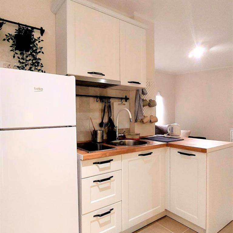 Bella Budva - Studio Lit Queen-Size - 5