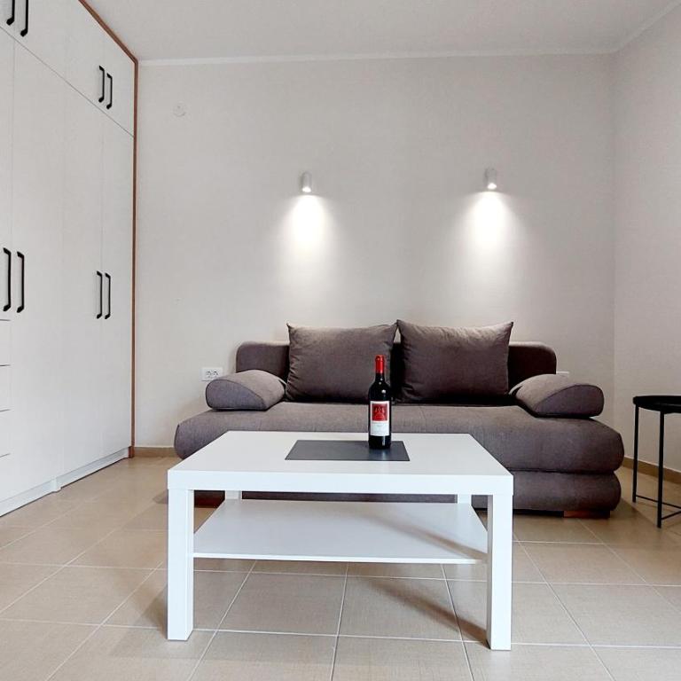Bella Budva - Studio Lit Queen-Size - 10