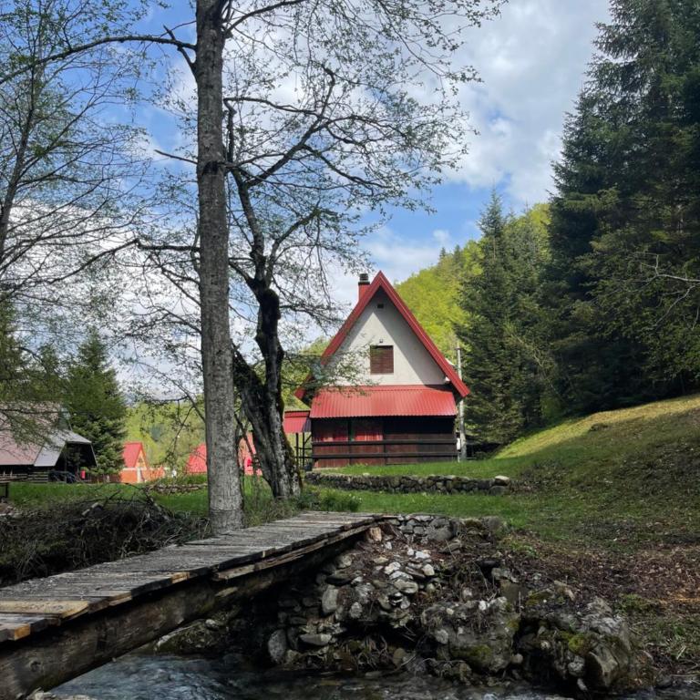 Cottage in the wild Pješčanica - Kuća sa 2 Spavaće Sobe - 68