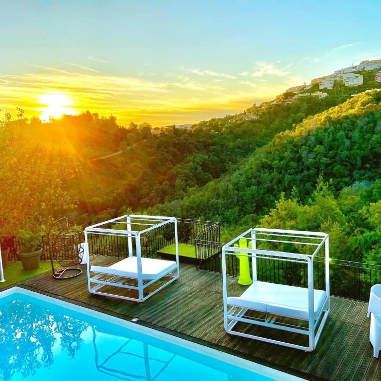 VILLA COLINA Cannes Mandelieu - Camera Matrimoniale con Vasca Idromassaggio - 7