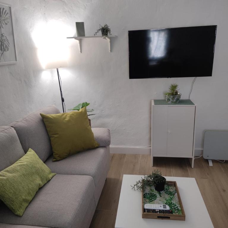 Casa con Terraza Privada 6 min del Puente Nuevo - Casa de 2 dormitorios - 20