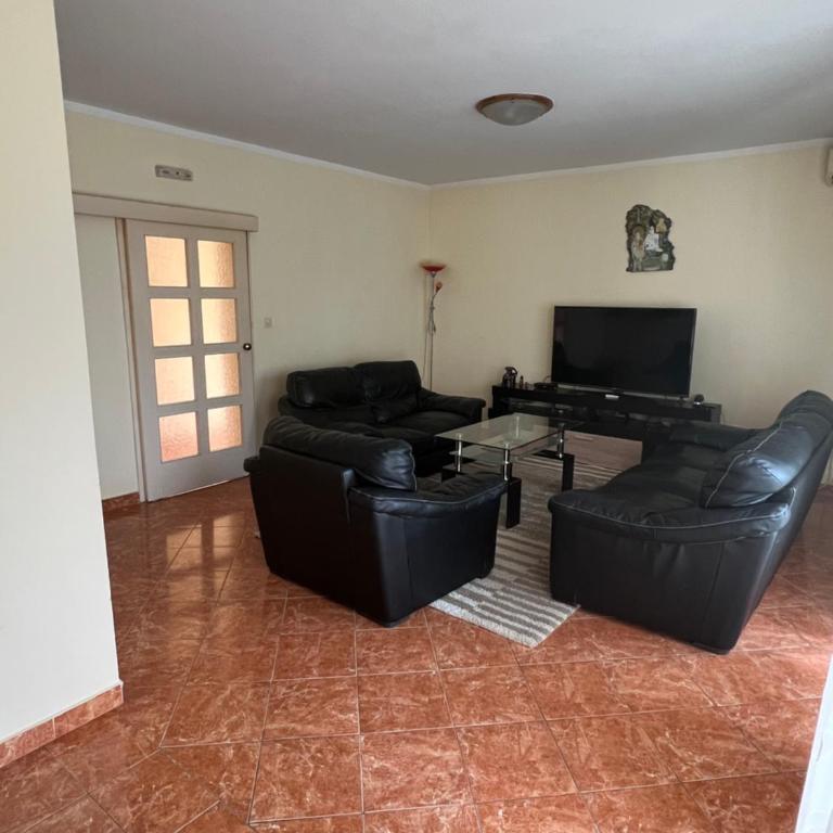 Apartman Savo - Three-Bedroom Apartment - 2