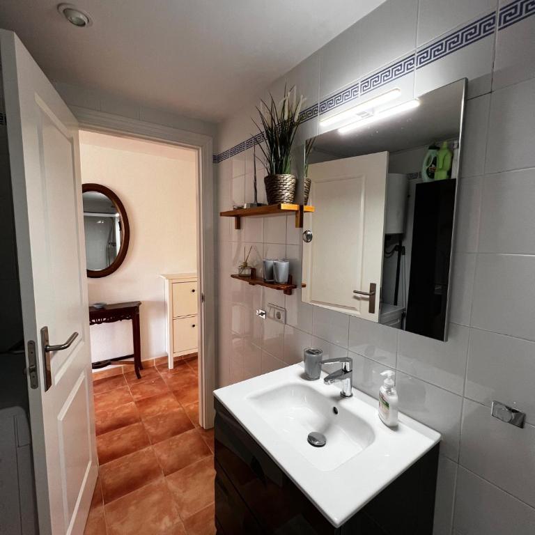 Piso Alcosta Piteras - Apartamento de 1 dormitorio - 14