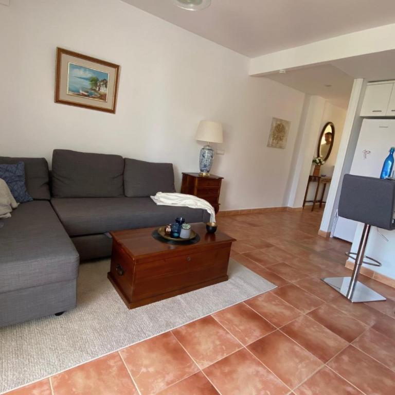 Piso Alcosta Piteras - Apartamento de 1 dormitorio - 11