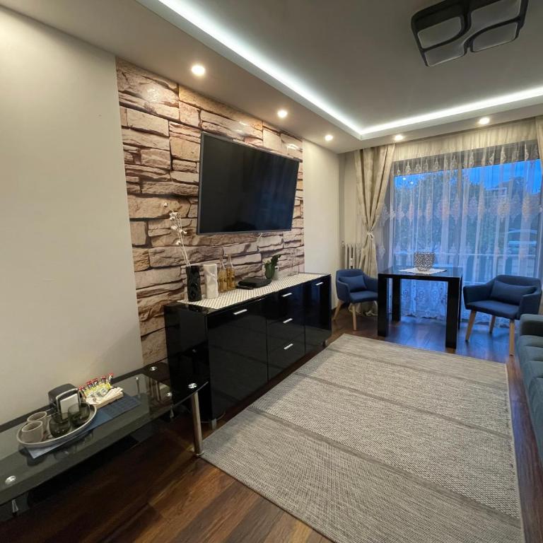 Charming AC 2-bedroom apartment Antibes city center family, couples friendly - Two-Bedroom Apartment - 7