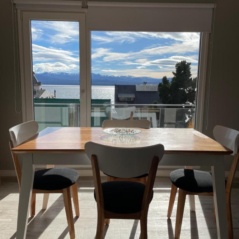Acqua Apartments Bariloche - Apartamento con vistas al lago - 5
