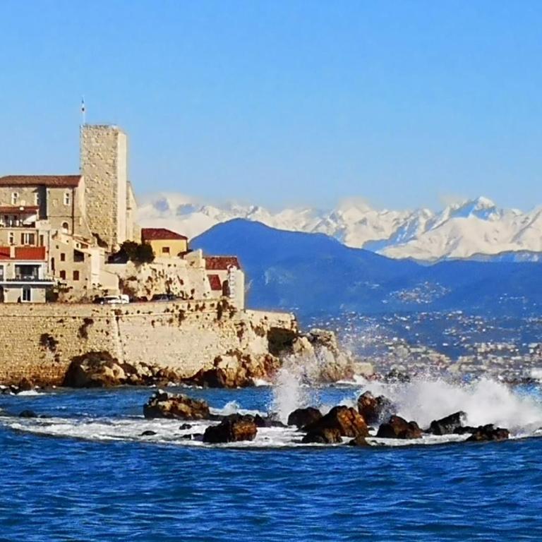 5 min to sea Suite Française Old Town - Appartement Supérieur - 42