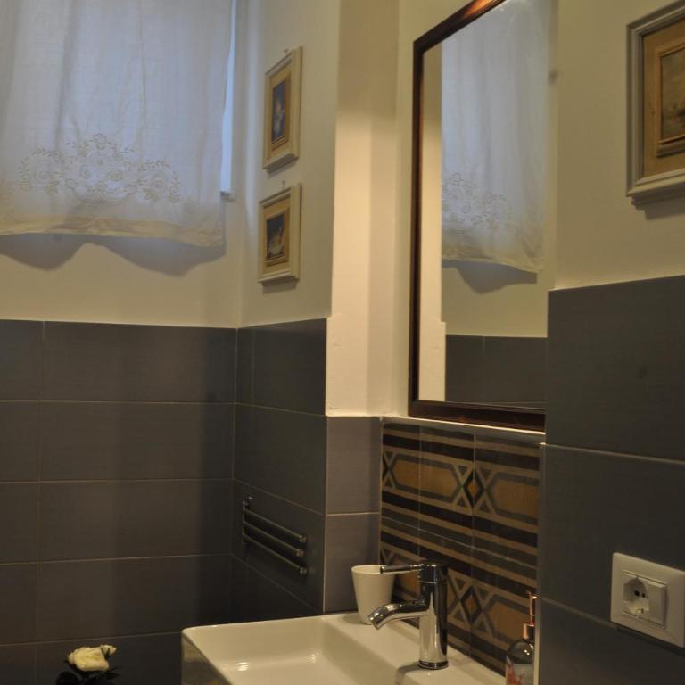 Binario 91 Rooms - Triple Room with Private External Bathroom - 12
