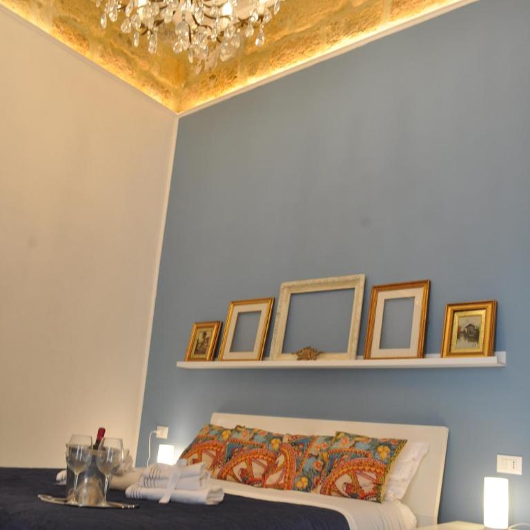 Binario 91 Rooms - Deluxe Double Room with Balcony - 4