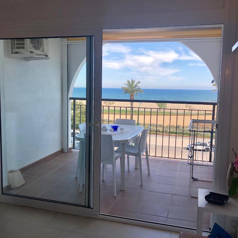 Bahia1-3-41 apt 1ère ligne mer à Empuriabrava - Apartamento de 1 dormitorio - 2