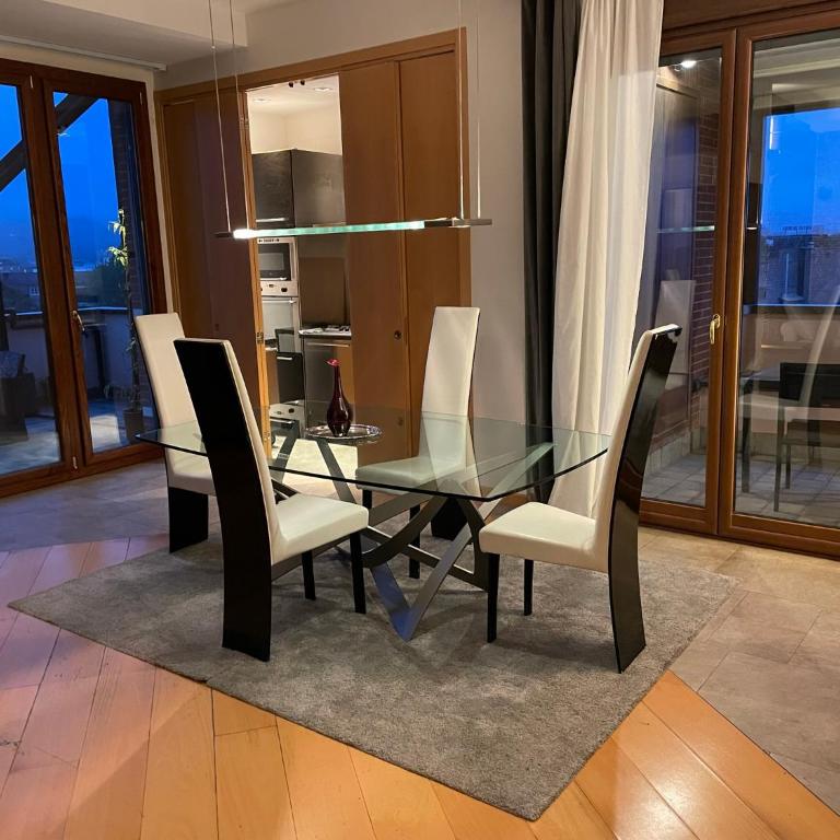 Attico con vista spettacolare e Jacuzzi - Appartamento Attico - 17