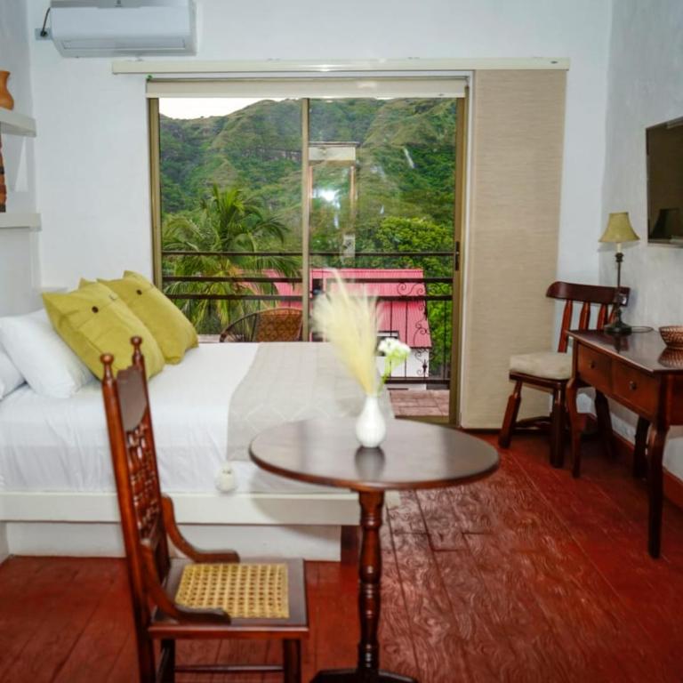 Honda Colonial Magdalena Resort - Suite Doble Deluxe - Cama grande - 10