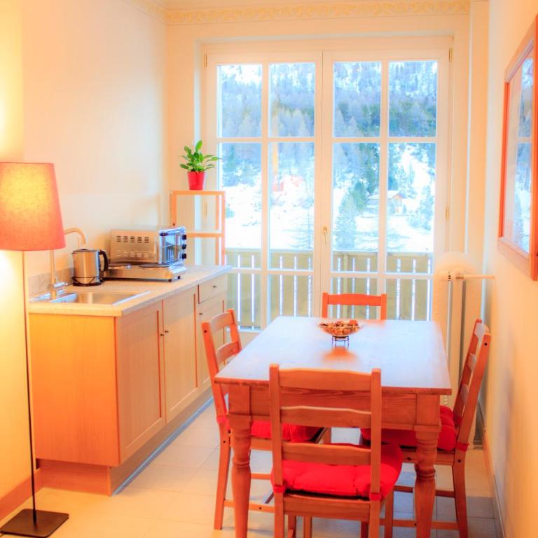 Maloja Palace Suites CO2-Neutral - Apartment mit Seeblick - 2