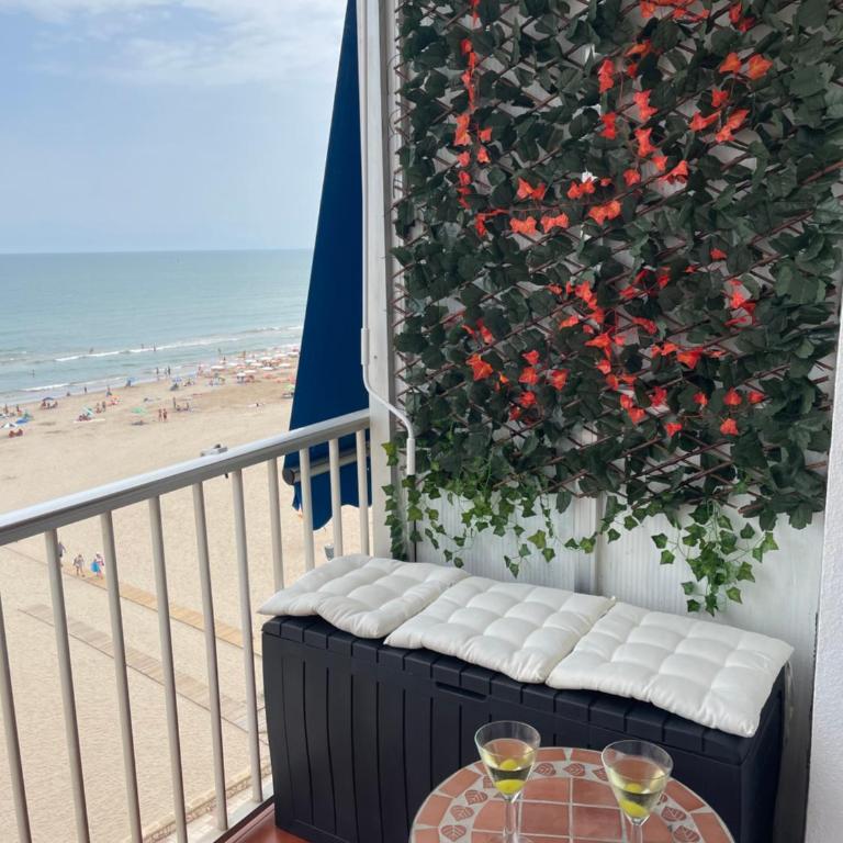 Primera línea en Cullera con piscina. Inmejorables vistas - Three-Bedroom Apartment - 14